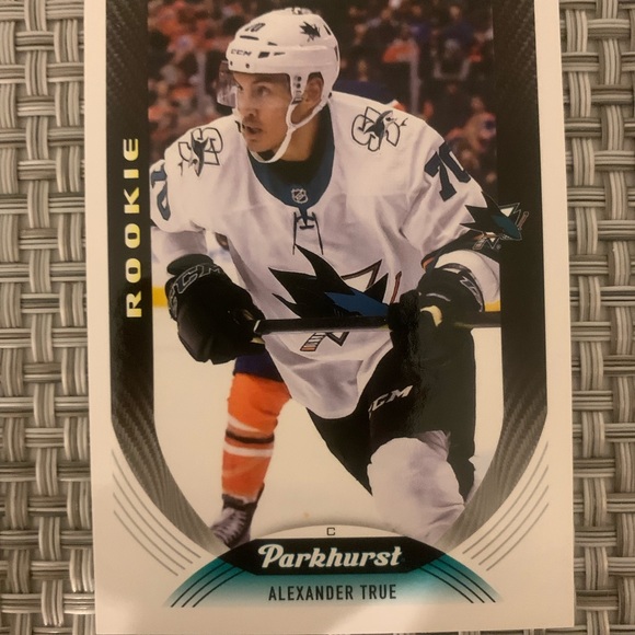 NHL ROOKIE SET 2019-2021 - Picture 4 of 5